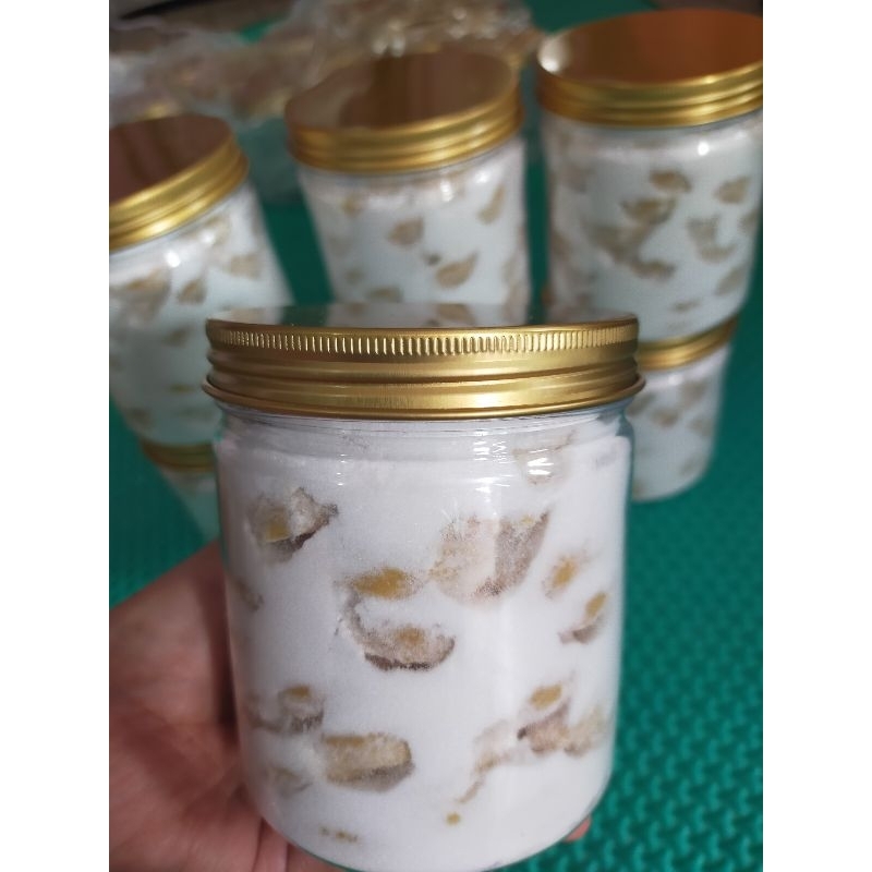 

PUTRI SALJU