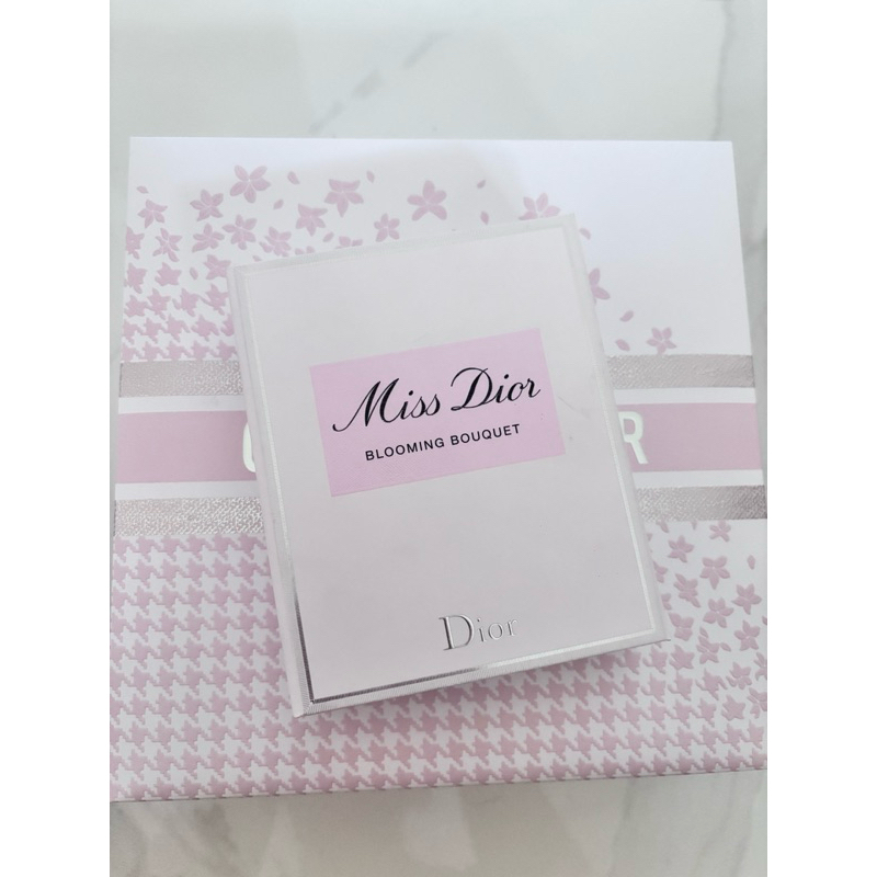 Gift set Dior body milk dan parfum blooming bouquet original 100%