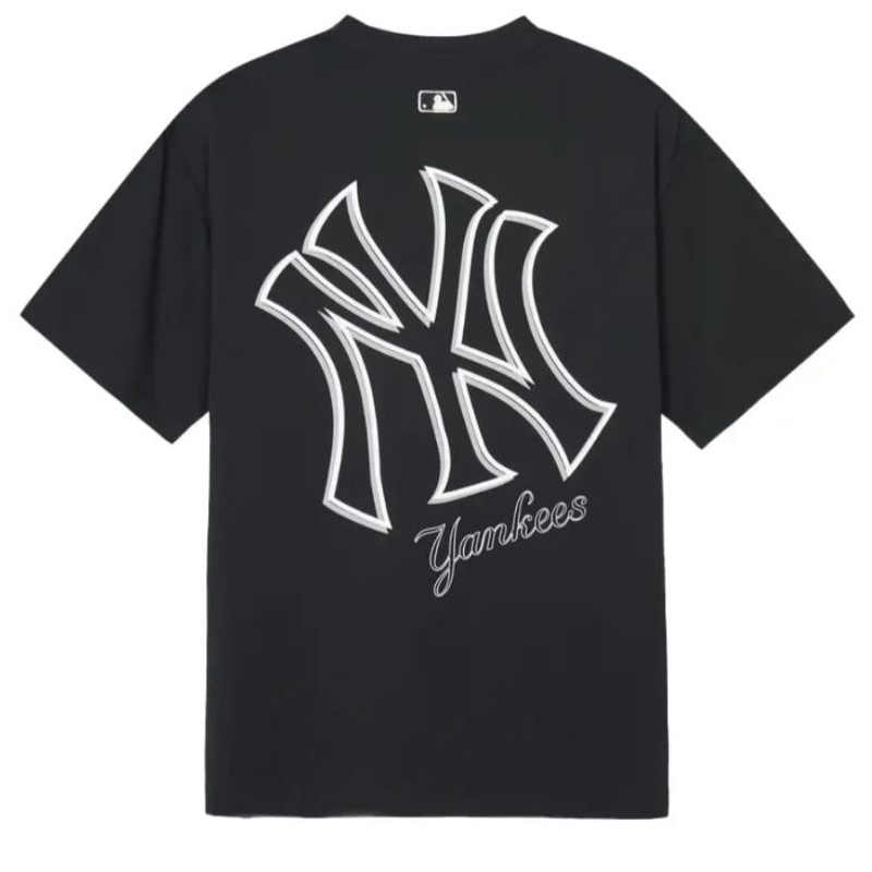 NY Yankees Mega Logo Overfit T-Shirt Black
