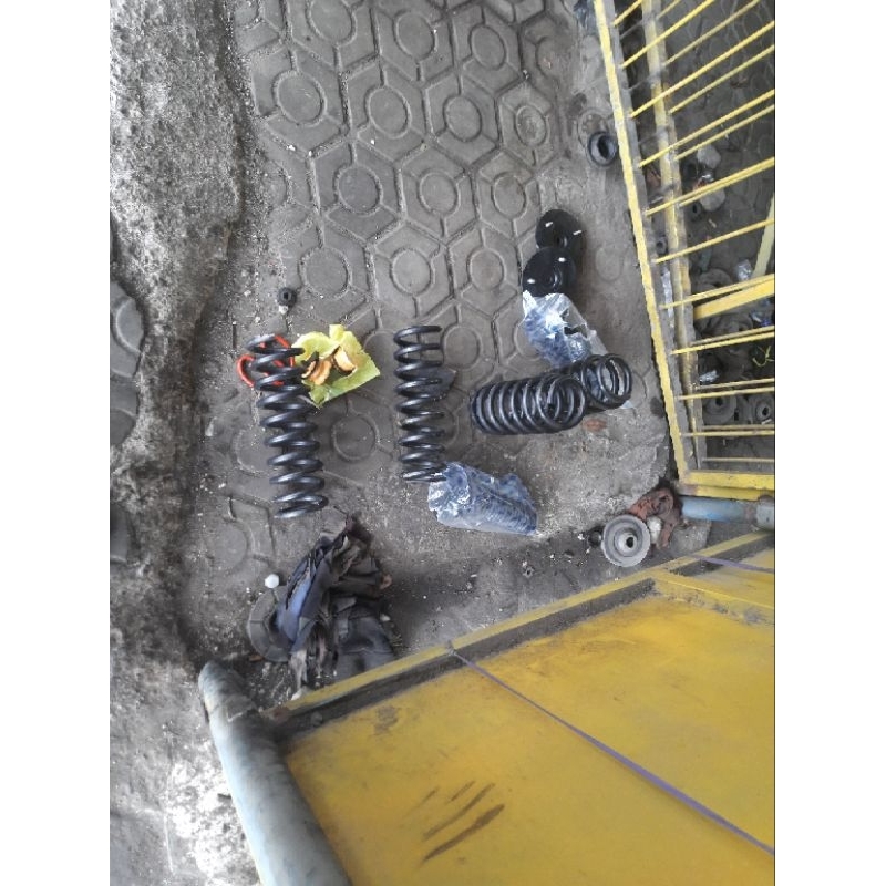 per custom copotan mercy pnp innova depan belakang. include support dan booth shock (pre order) kare