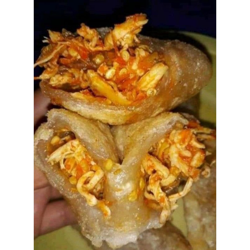 

cireng isi ayam suir