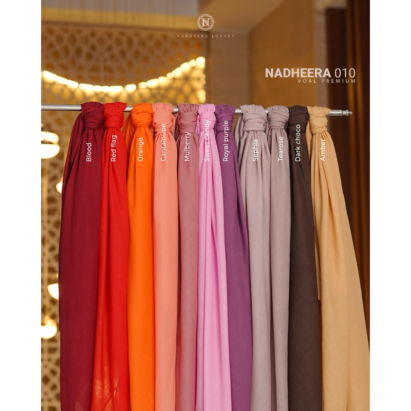 HIJAB SEGIEMPAT VOAL (ND 010) By Nadheera Luxury