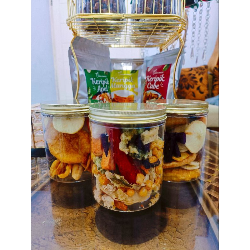 

Omah Snack Keripik Mix Fruit & Mix Sayur kemasan Toples Jar Premium isian 140 Gr || buat Hampers