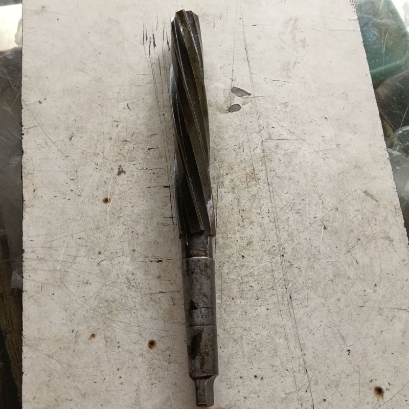pisau reamer taper 27 mm ( DI UKUR ,lihat photo )