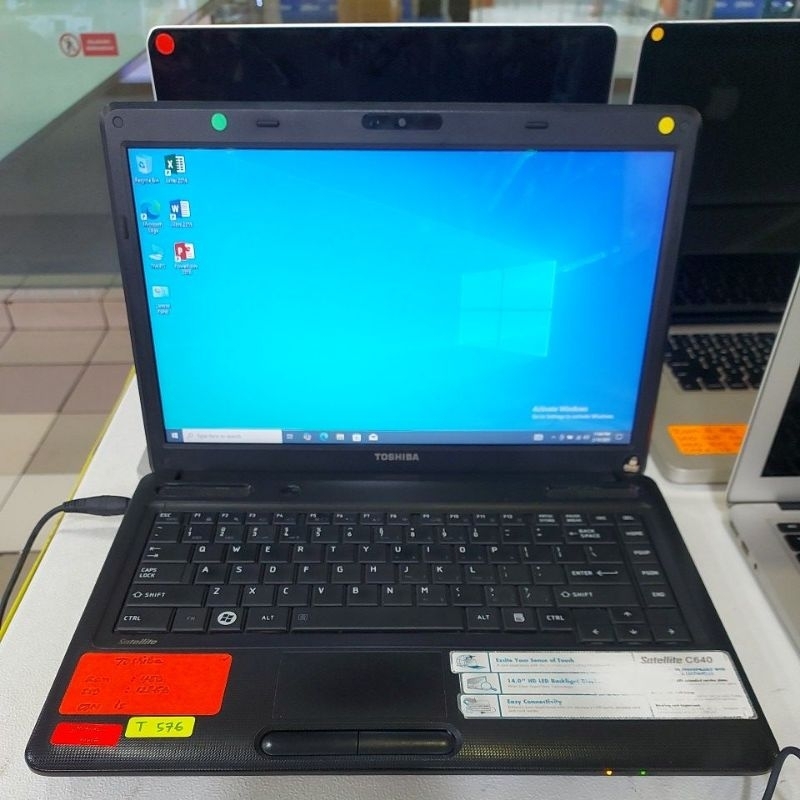 Laptop Toshiba core i5 m560 ram 4gb ssd 128gb satellite c640. minus speaker, tidak ada suara gratis 