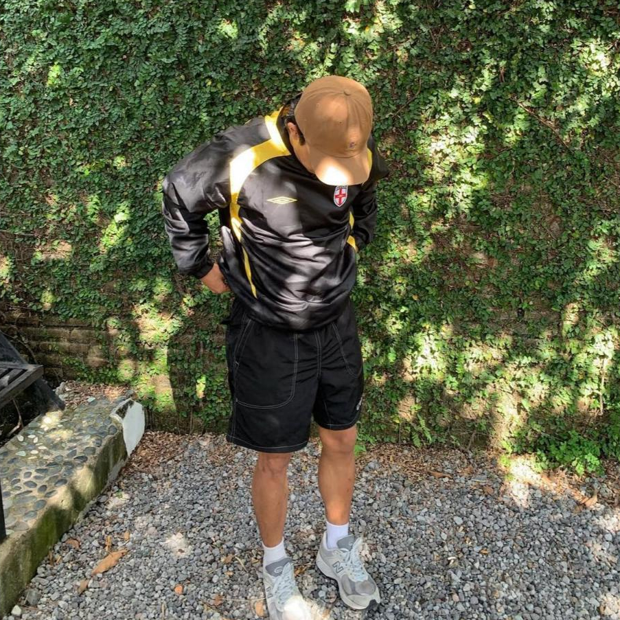 00s - Umbro england jersey LS (Black Yellow) official umbro product