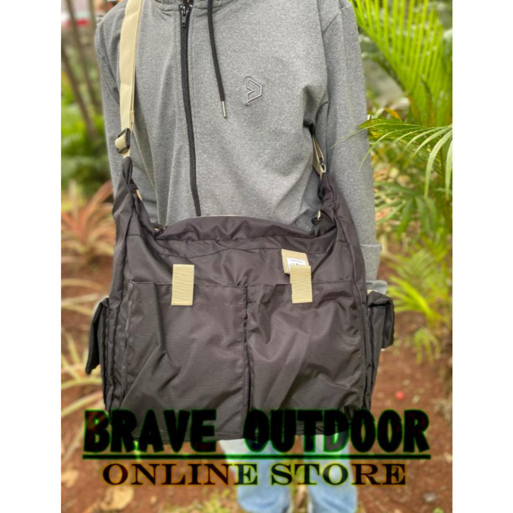 Tas Selempang Kalibre Gazzer 922008 000 / 922008000 Black Tas Pria Tas Wanita Ori 100