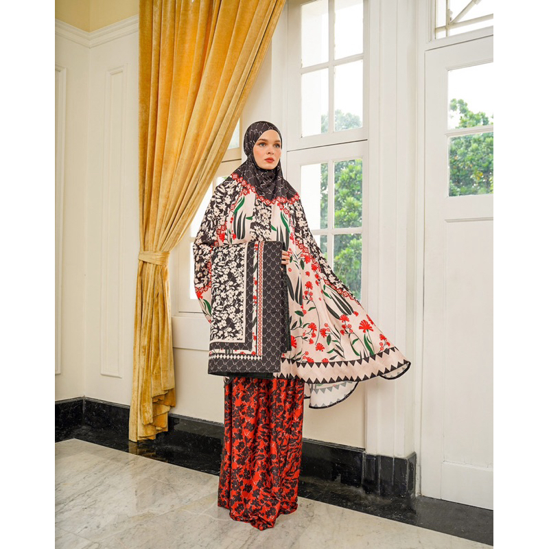 VZ ALORIA PRAYER SET - IVORY BY VIVI ZUBEDI