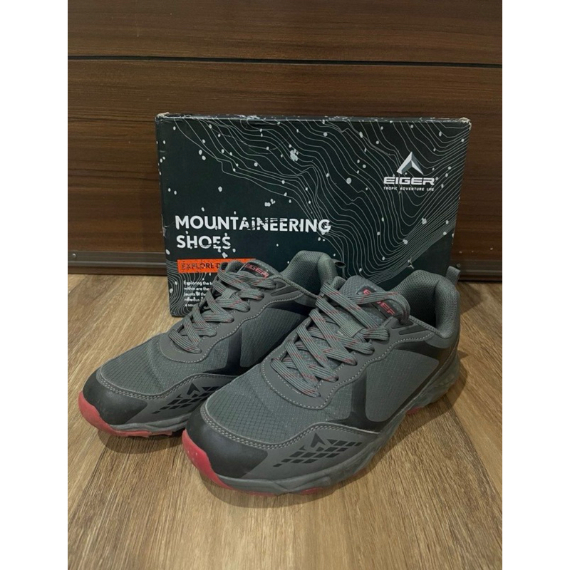 Sepatu Trekking Eiger
