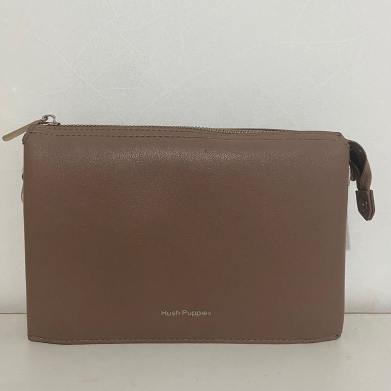 Preoved Sling Bag Hush Puppies | Tas Sling Hush Puppies | Sling Bag Mini | Preloved Tas