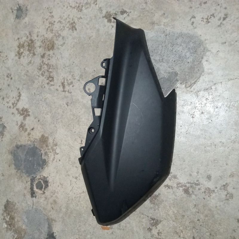 cover lampu depan ori nmax old bagian kiri