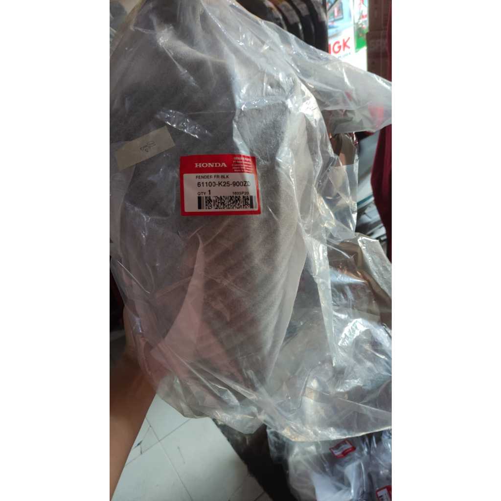 Spakbor Depan Hitam Honda BeAT FI / 61100-K25-900ZD ORIGINAL AHM