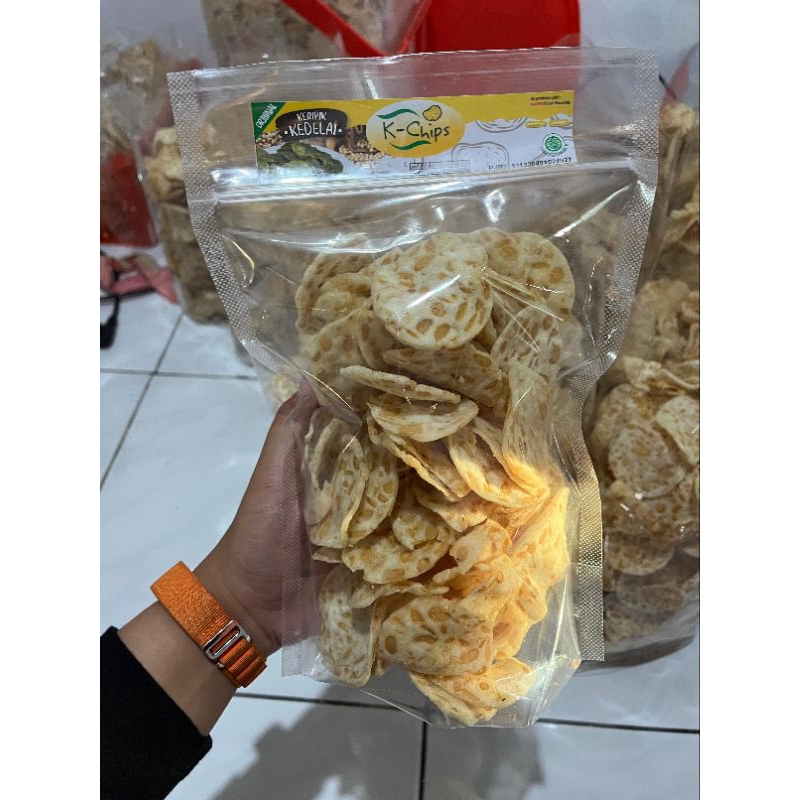 

Keripik Kedelai/Keripik Tempe