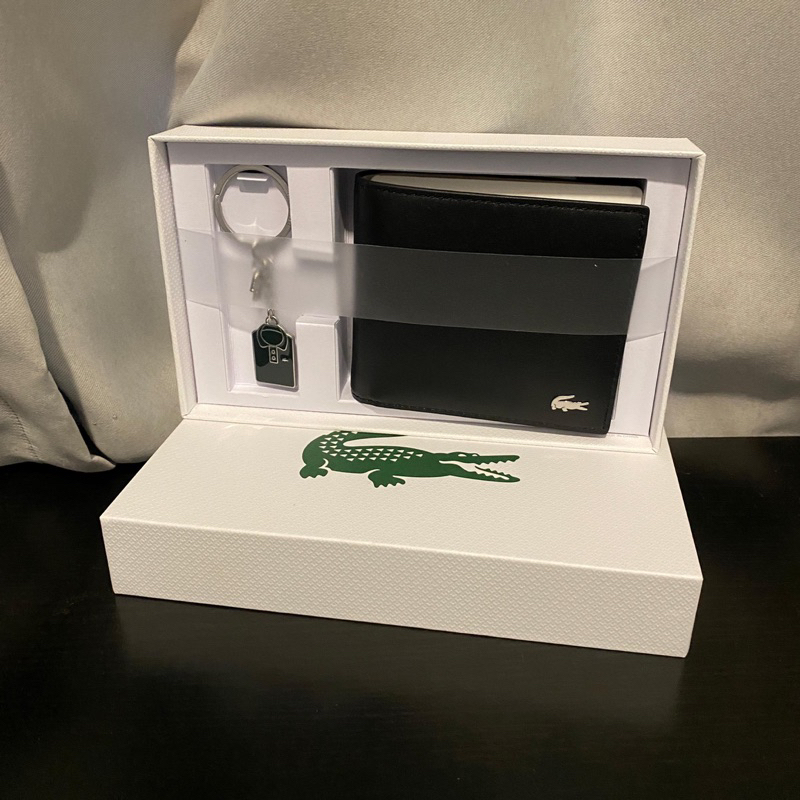 Lacoste Gift set Bifold Leather wallet + Keychain / Dompet 100% Original