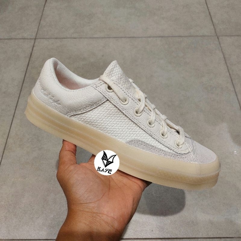 Sepatu Sneakers Converse 70s MarQuis Low White