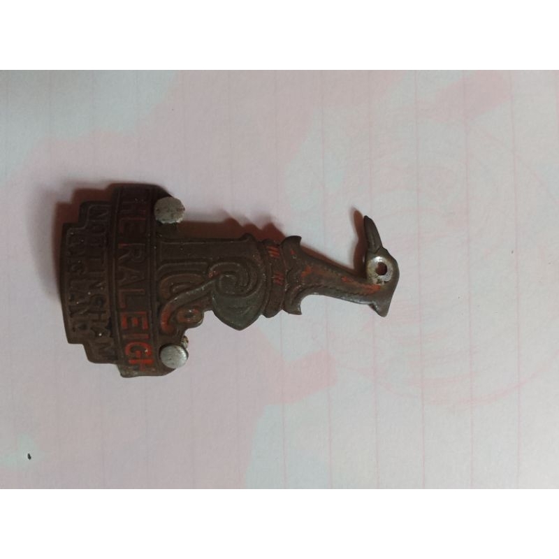 emblem embos raleigh original england