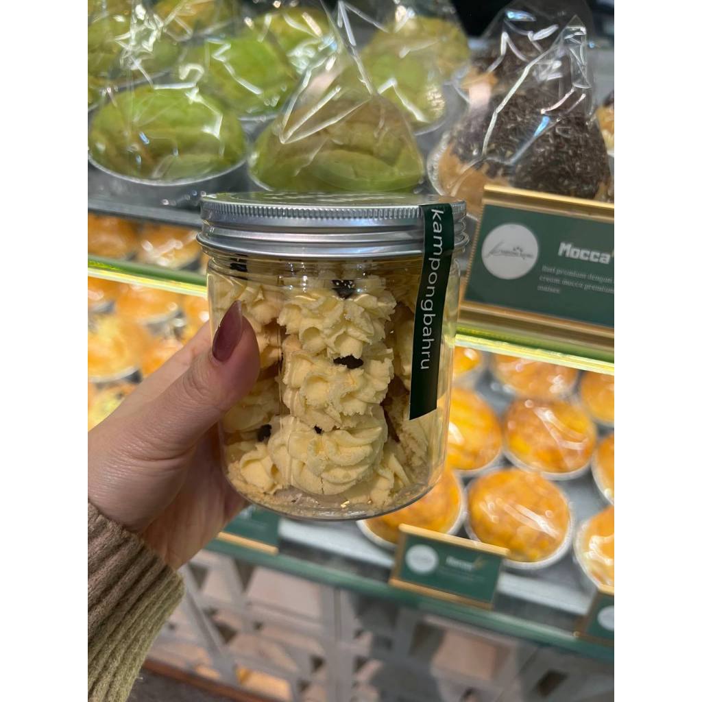 

KUE SEMPRIT WIJSMAN / WISJMAN / WISMAN PREMIUM LEBARAN ENAK - ISI TOPLES 150 gr NETT