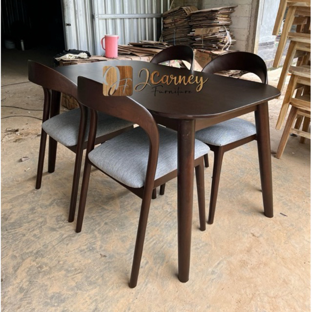 MEJA MAKAN SET 4 KURSI / SET KURSI MAKAN MINIMALIS