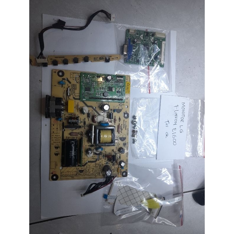 BORD MONITOR LG FLATRON  E1600