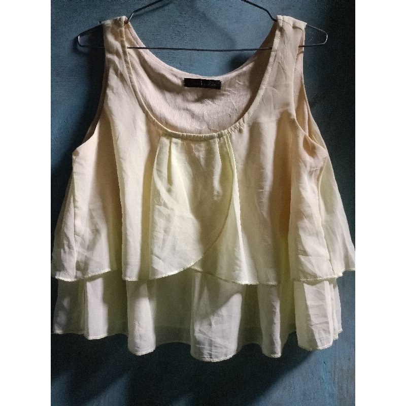 Preloved Tanktop Crop Wanita