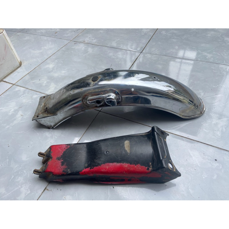 slebor belakang gl 100 original , spakbor gl100 ori copotan motor