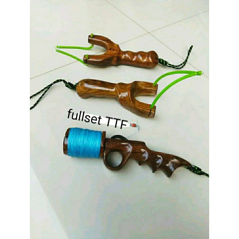 satu set ketapel kayu TTF