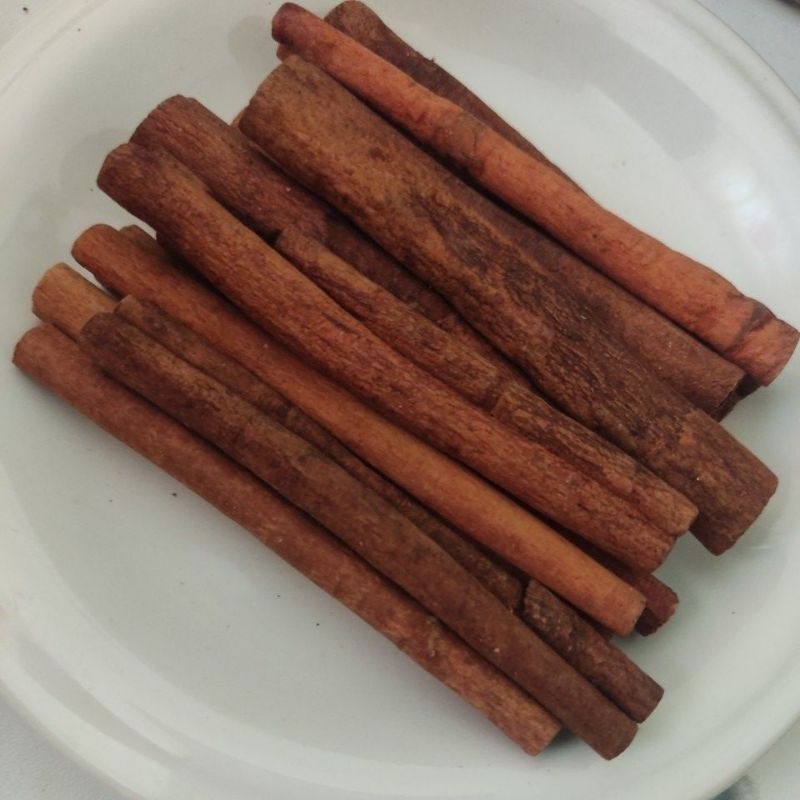 

Kayu Manis/ Cinnamon Stick