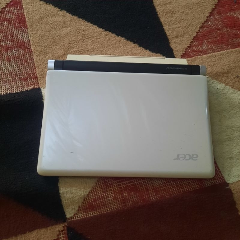 NOTEBOOK ACER ASPIRE ONE BAHAN