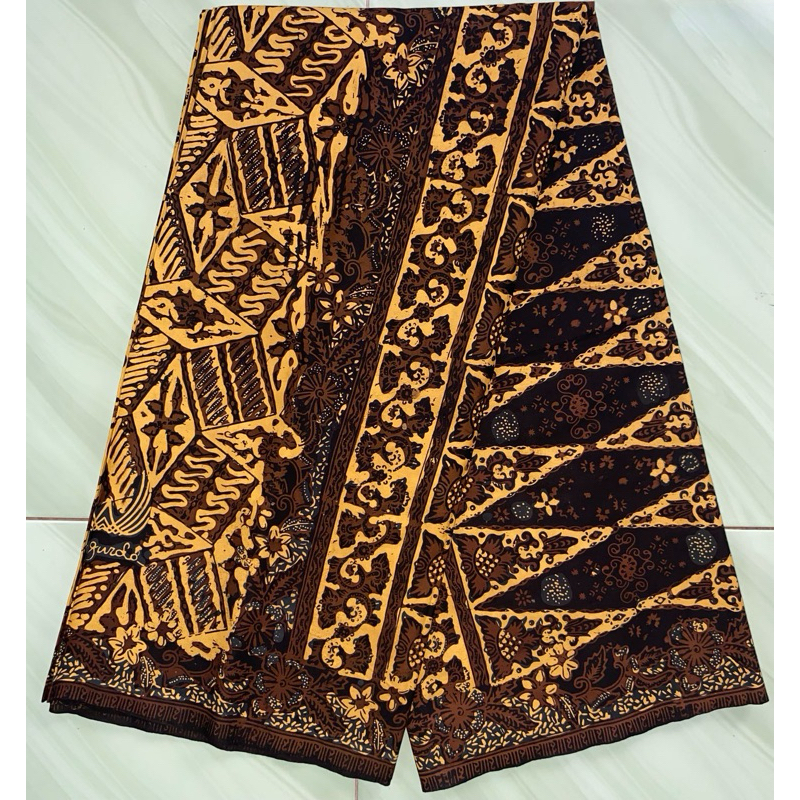 Sarung Batik Lar Gurda Indonesia Ekslusif