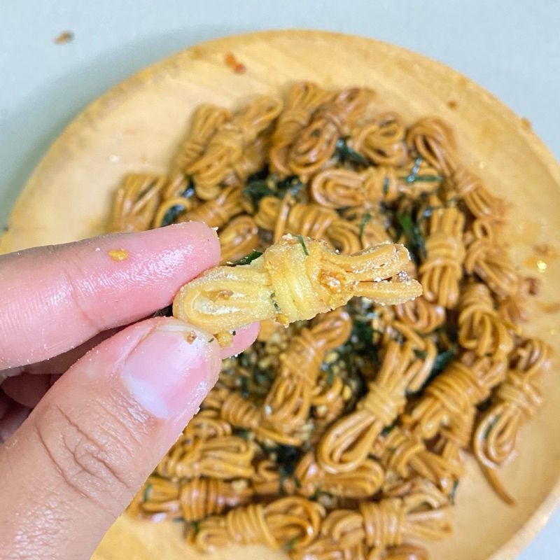 

500grm mie gulung Ori gurih daun jeruk