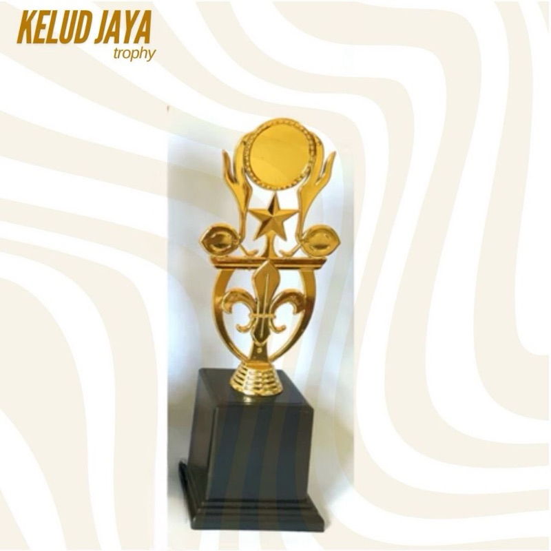 Piala Pramuka Piala Pramuka Emas Tatakan Hitam Tinggi 30 cm