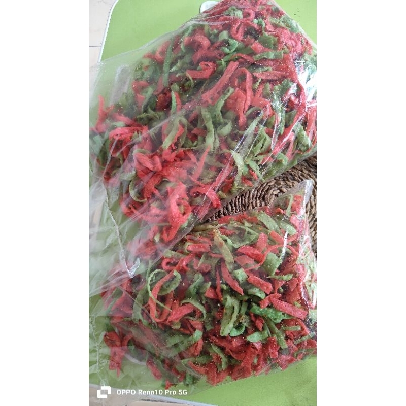 

Ukf5Pc6F4H (Kuliner.Kita) Stik Merah Hijau Lombok Lombokan Camilan Gurih Pedas Kriuk Lebaran Cabean