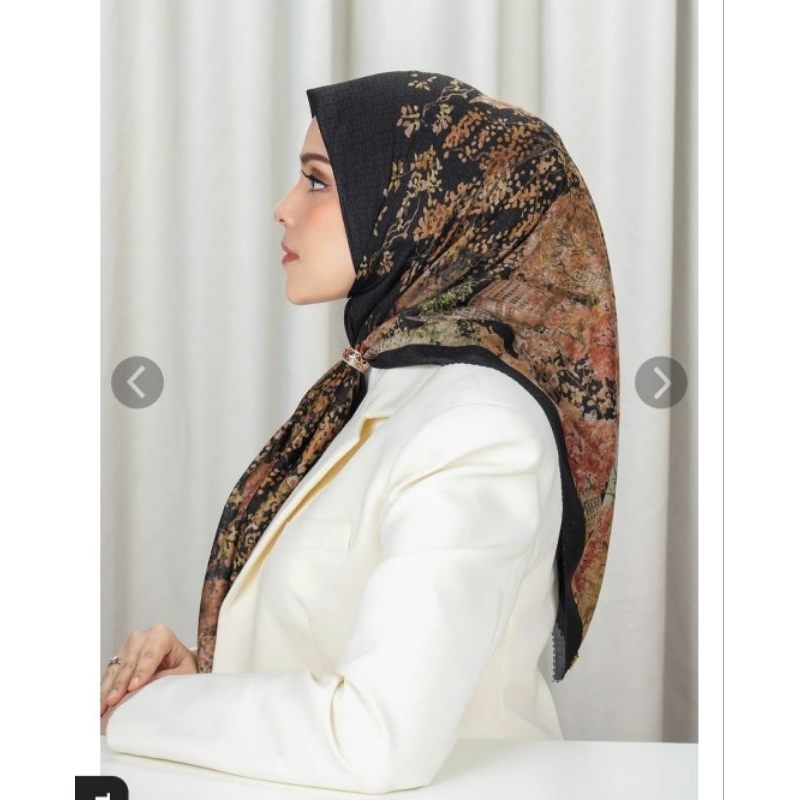 Buttonscarves New York 4 Wisdom Giving