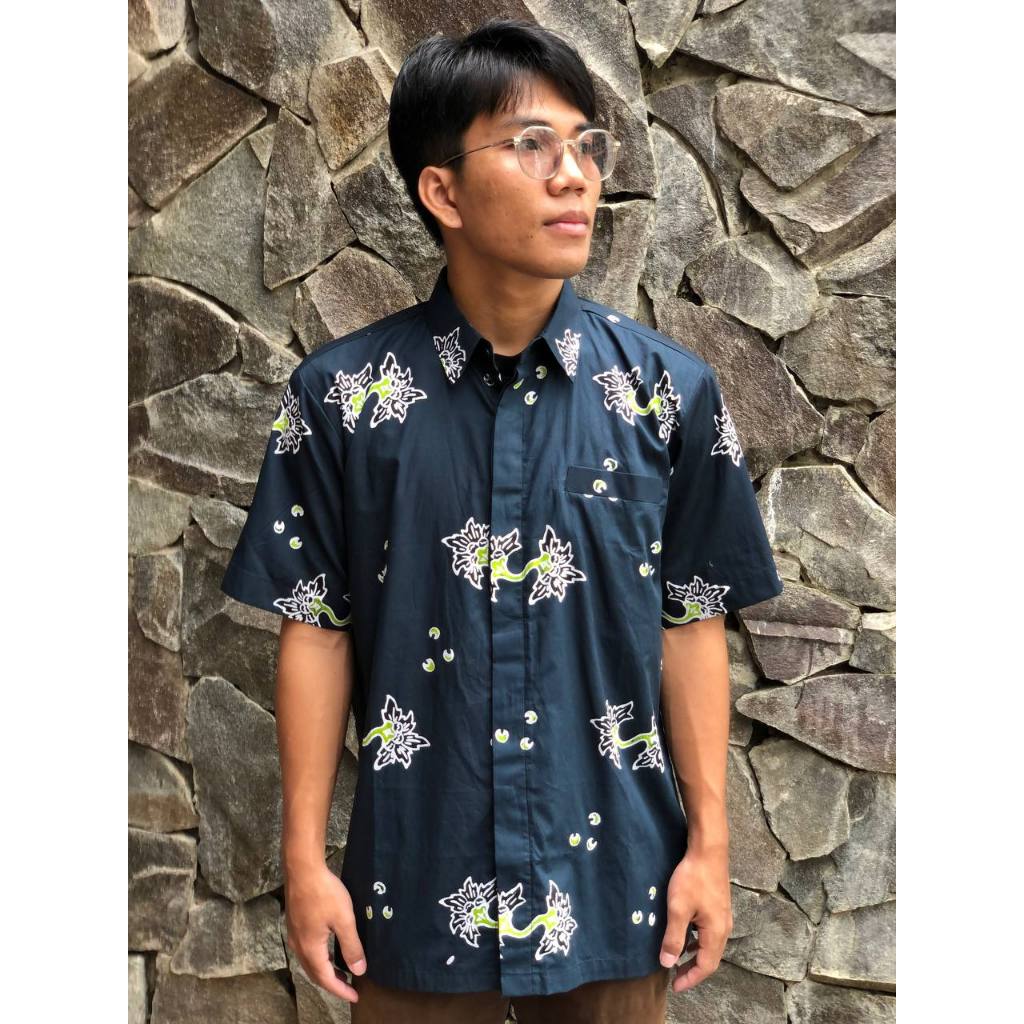 HEM KEMEJA PRIA BATIK SEKAR JEPARA HANDMADE KASUAL BASIC