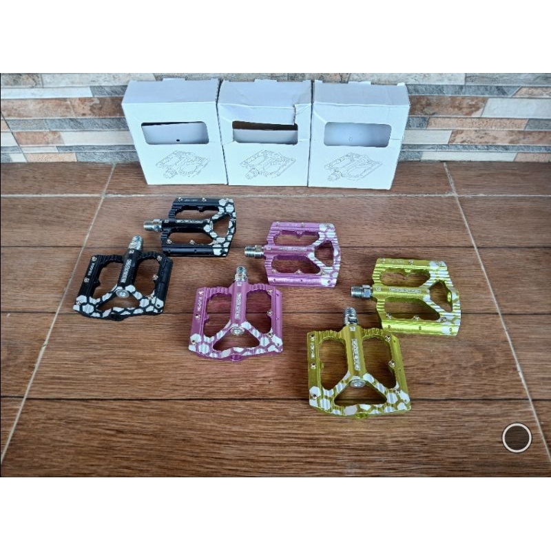 pedal flat 661 mg004 sixsixone