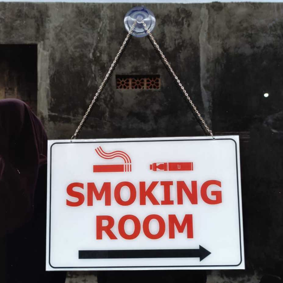 

PAPAN AKRILIK, PAPAN INFORMASI - SMOOKING ROOM, AKRILIK CUSTOM, FREE DESAIN ( A 556 )