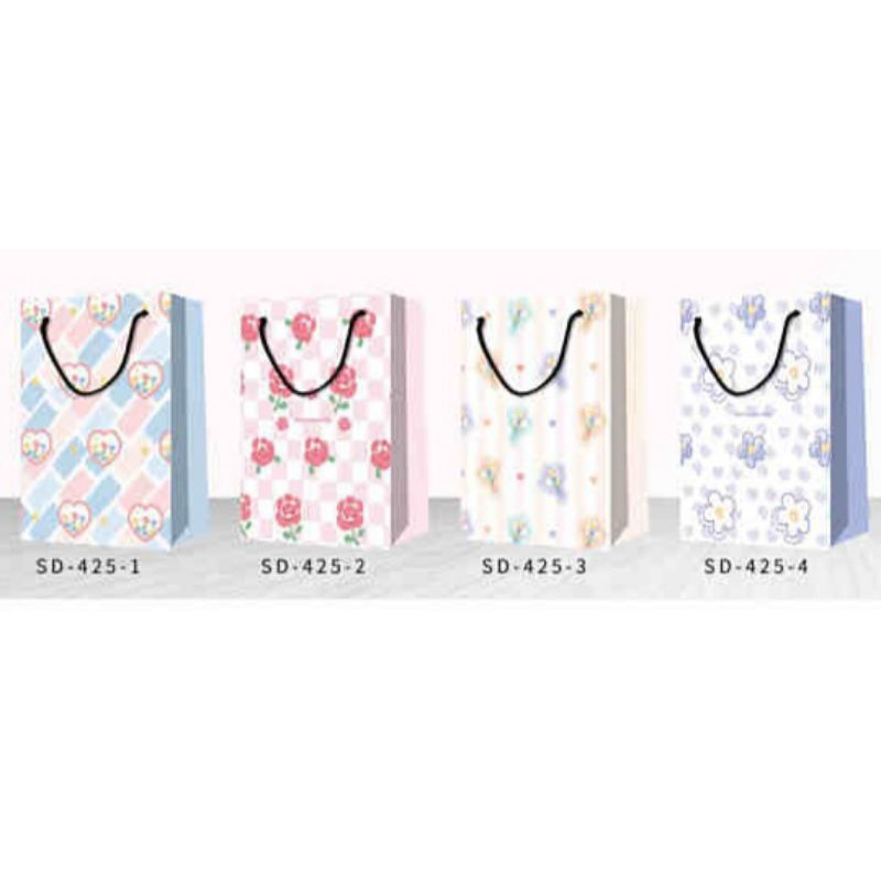 

PAPERBAG TALI - TAS KADO - UKURAN TANGGUNG