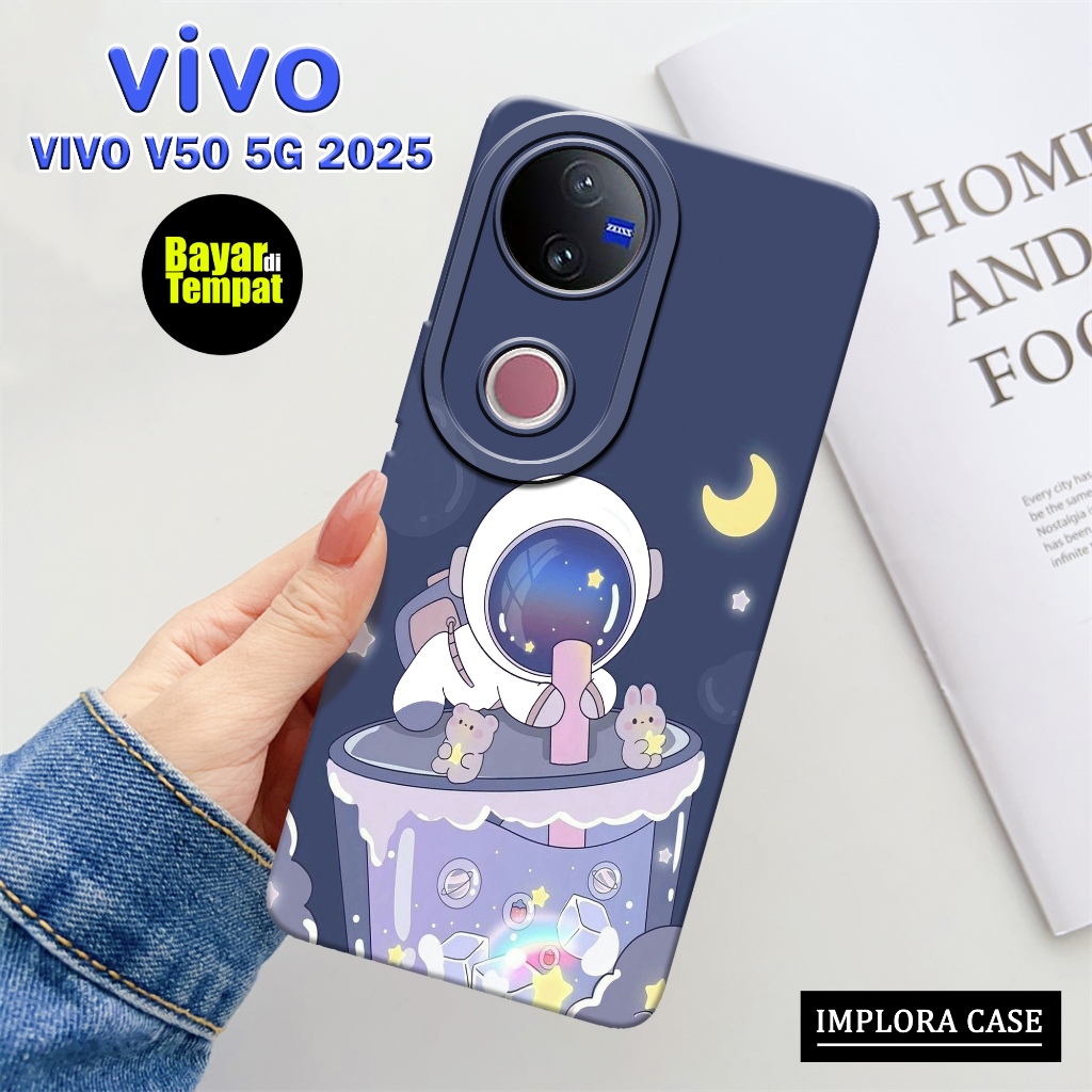 Case Vivo V50 5G 2025 Terbaru Motif Astronot IMPLORA CASE Casing Vivo V50 5G 2025 Softcase Pro Camer