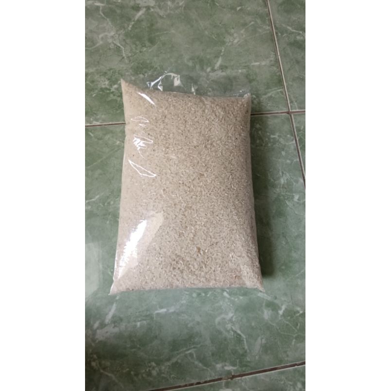 

beras lokal murah 5 Kg