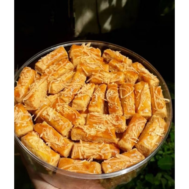 

Kue Kering Kastengel Keju Premium 500 gram