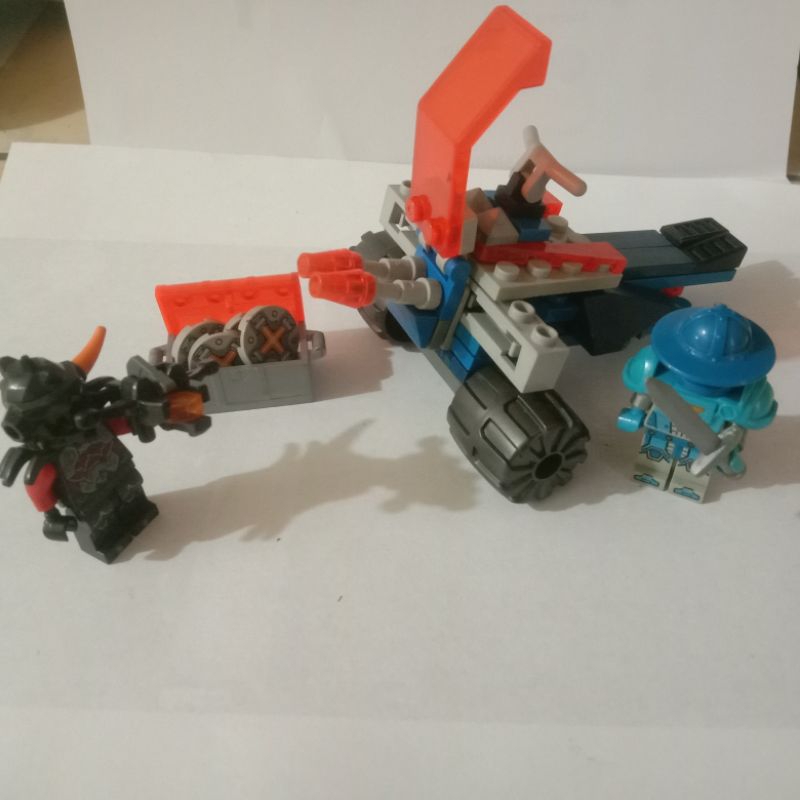 Lego nexo knight vehicle edition
