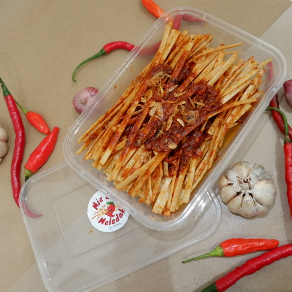 

Mie Lidi MELEDAK ukuran Box 650 ml