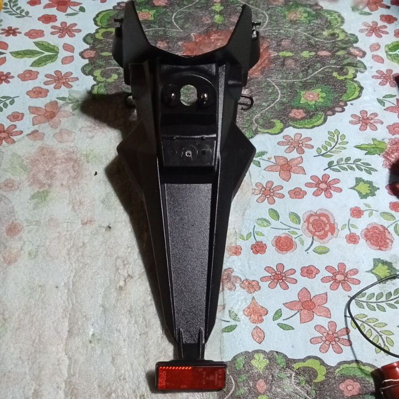 Spakbor Kawasaki Ninja 250 Karbu Original Second