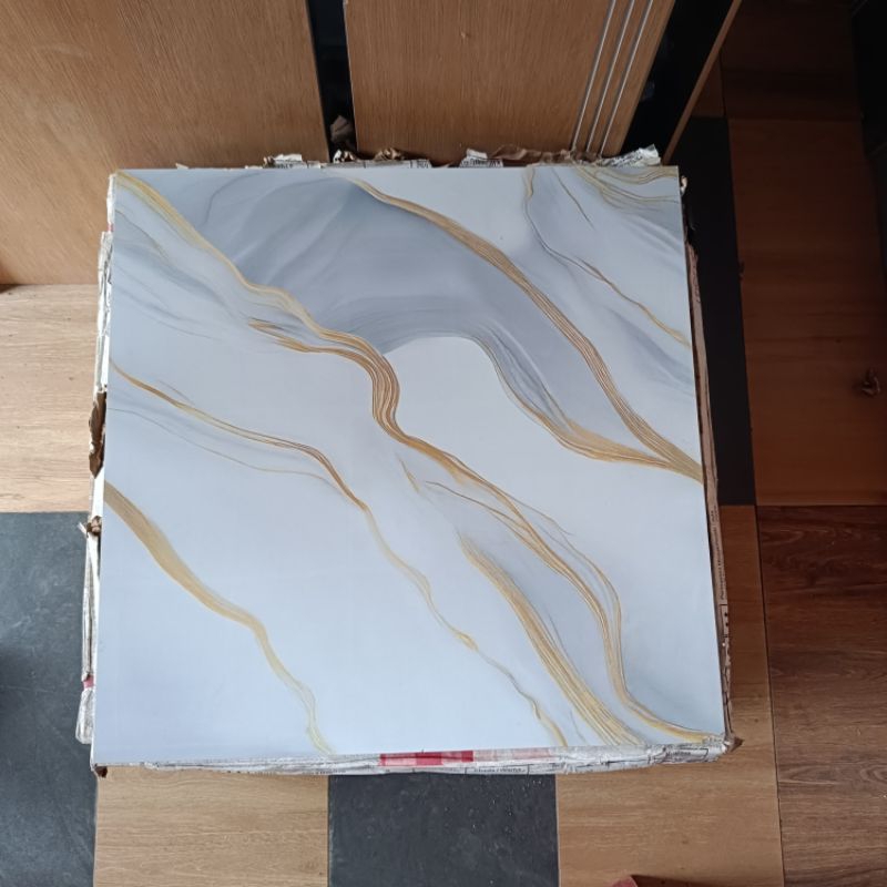 Granit lantai 60x60 putih motif vavia concord