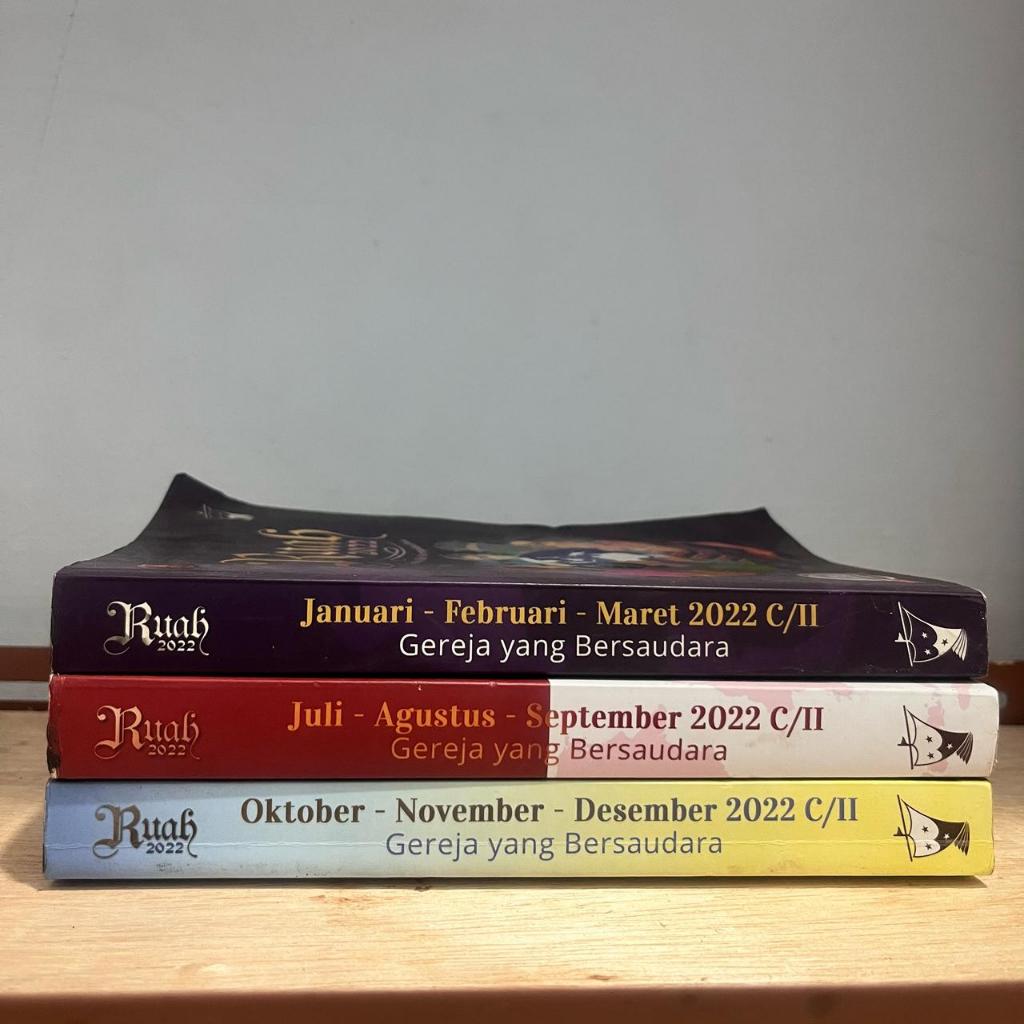 Buku Ruah & Renungan Harian Katolik Edisi 2022