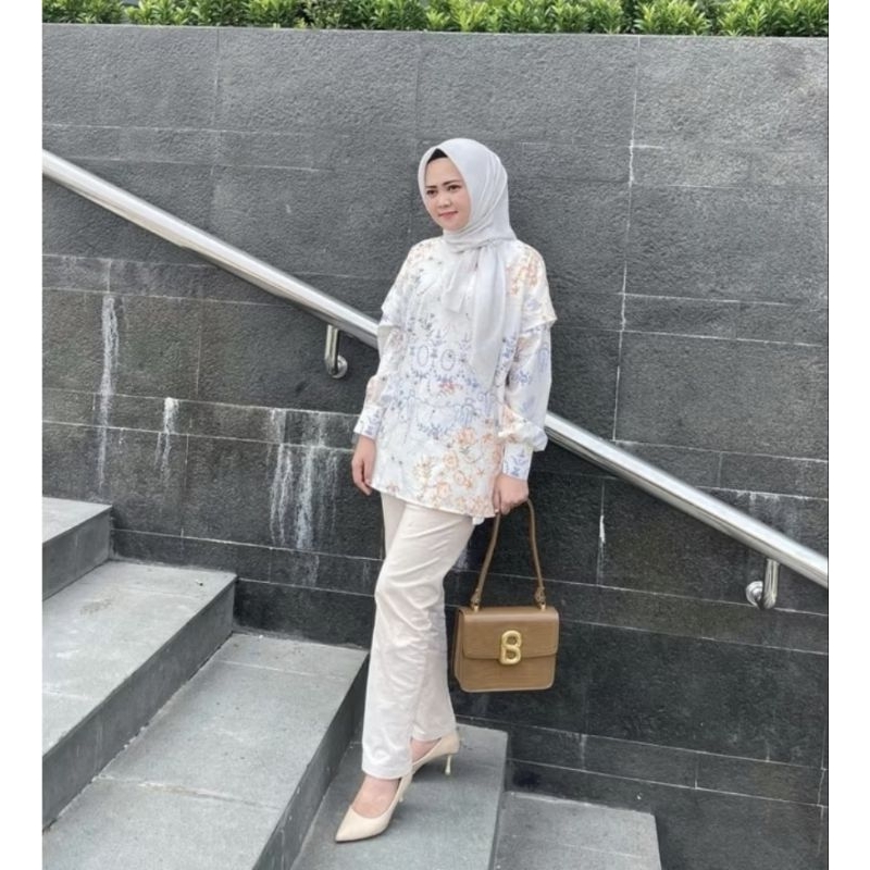 Freesia Top With back pleats Ria Miranda x IKYK