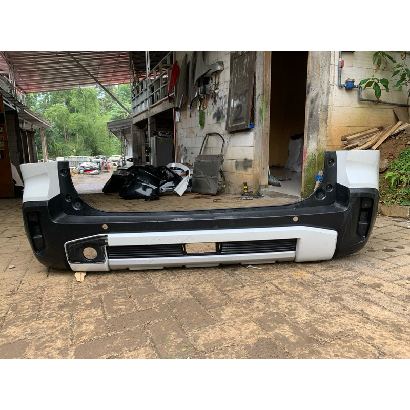 Bumper bemper Belakang Mitsubishi Xpander expander Cross 2019 2020 Original second