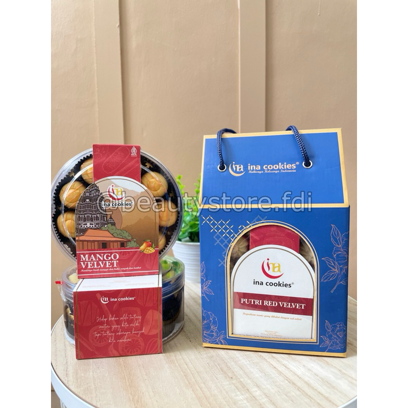 

READY HAMPERS LEBARAN || GABLE BOX HAMPERS INA COOKIES JAR ISI 2 || JAR ISI 3 || REGULER ISI 3 || REGULER ISI 4