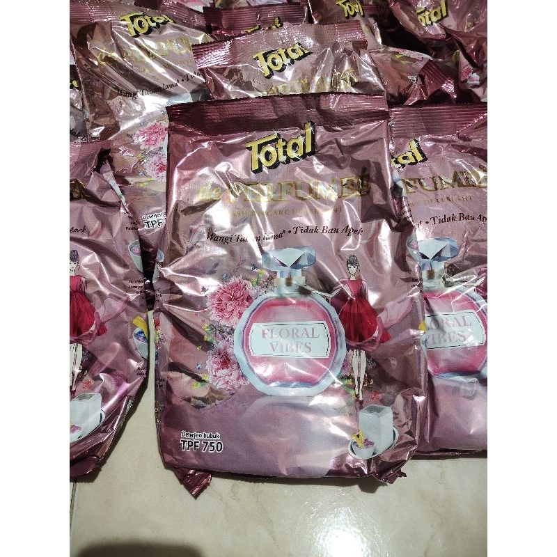 Deterjen Bubuk Total 750gram / Total Deterjen Bubuk 750gram