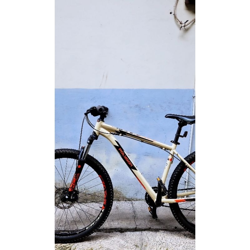 Sepeda gunung / MTB polygon cascade 3 tahun 2021